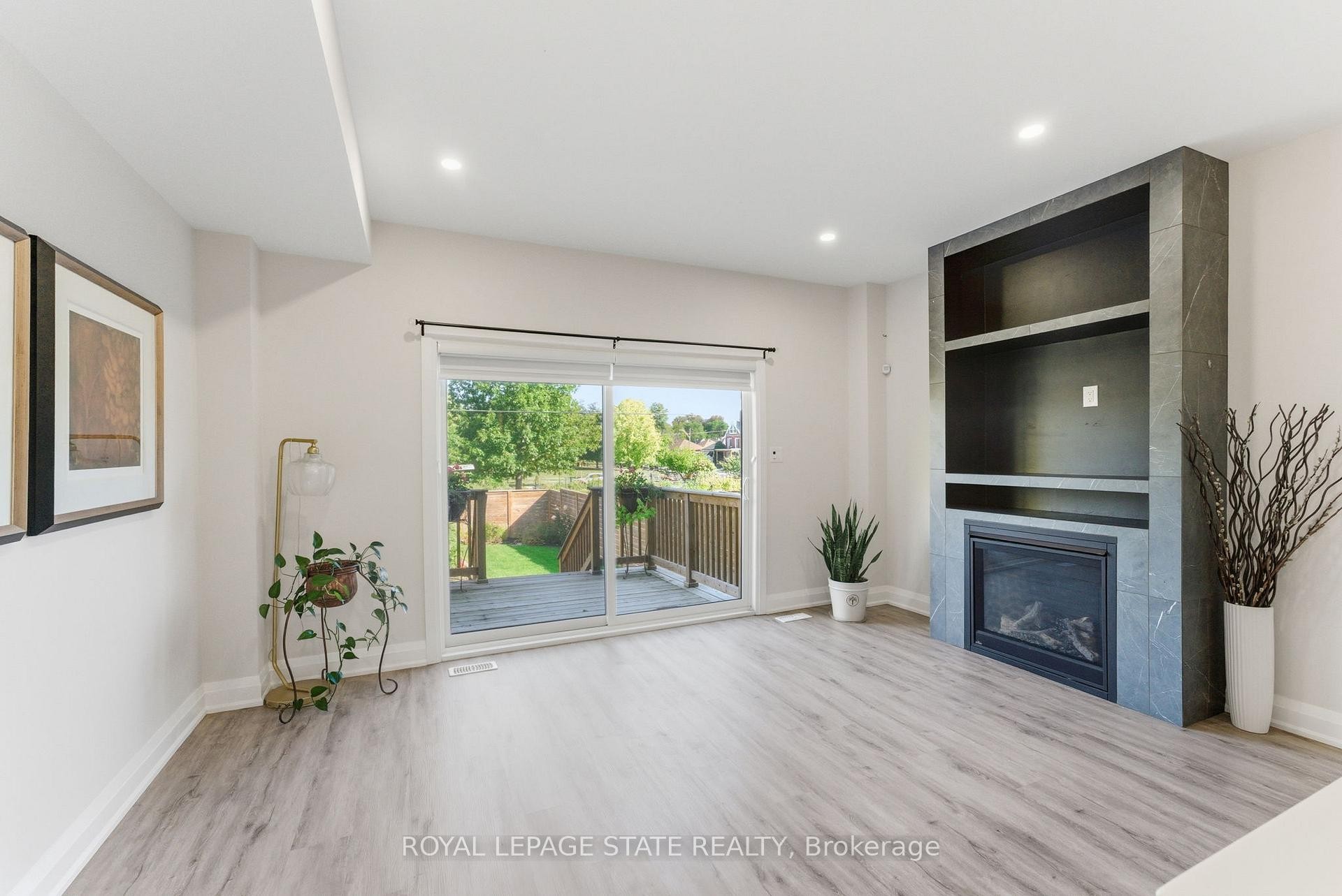 74 Melbourne Street, Hamilton, ON