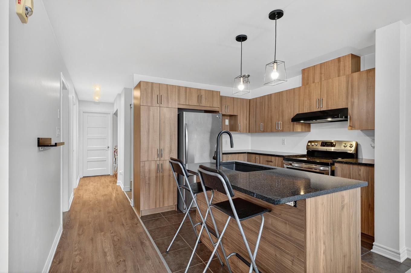 Cuisine - 8-4148 Mtée St-Hubert, Longueuil (Saint-Hubert), QC - Indoor Photo Showing Kitchen