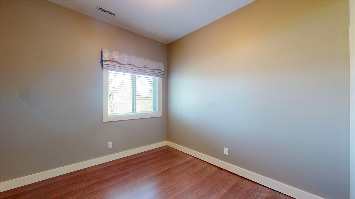 1631 Mt. Pyramid Crescent, Cranbrook, BC - Indoor Photo Showing Other Room