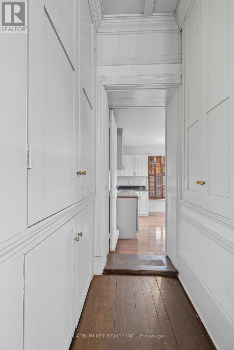 603 Queens Avenue, London East (East F), ON - Indoor Photo Showing Other Room