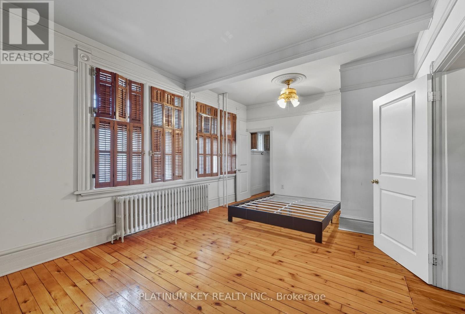 603 Queens Avenue, London East (East F), ON - Indoor Photo Showing Other Room
