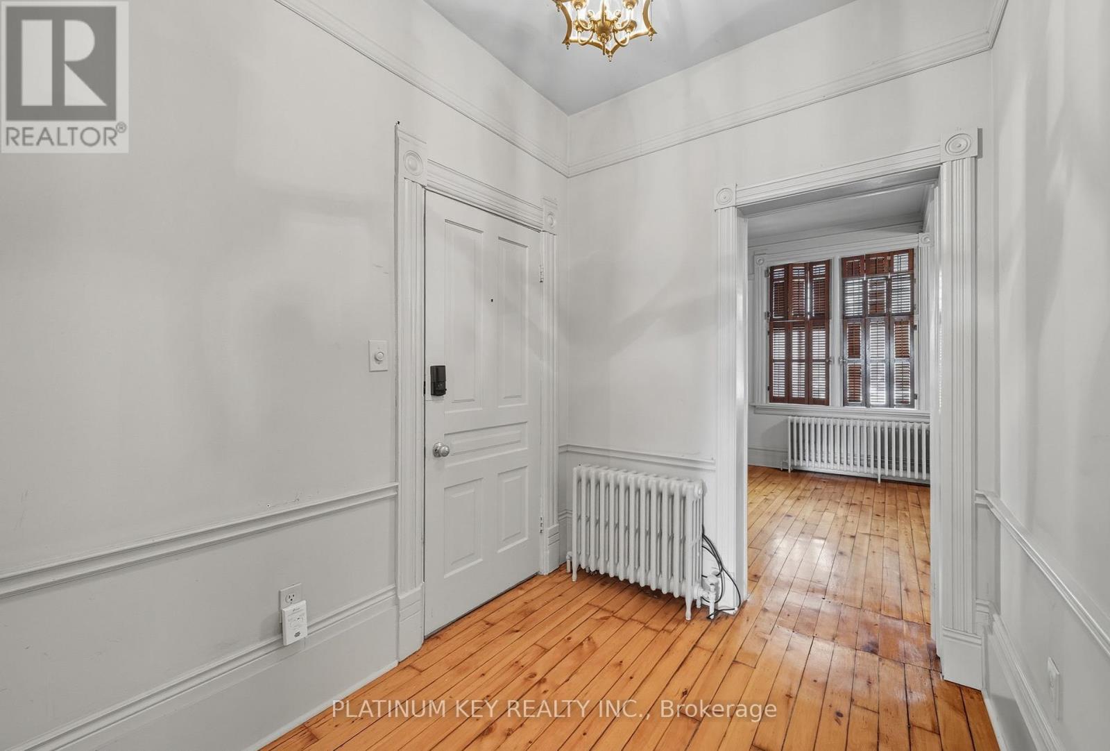 603 Queens Avenue, London East (East F), ON - Indoor Photo Showing Other Room