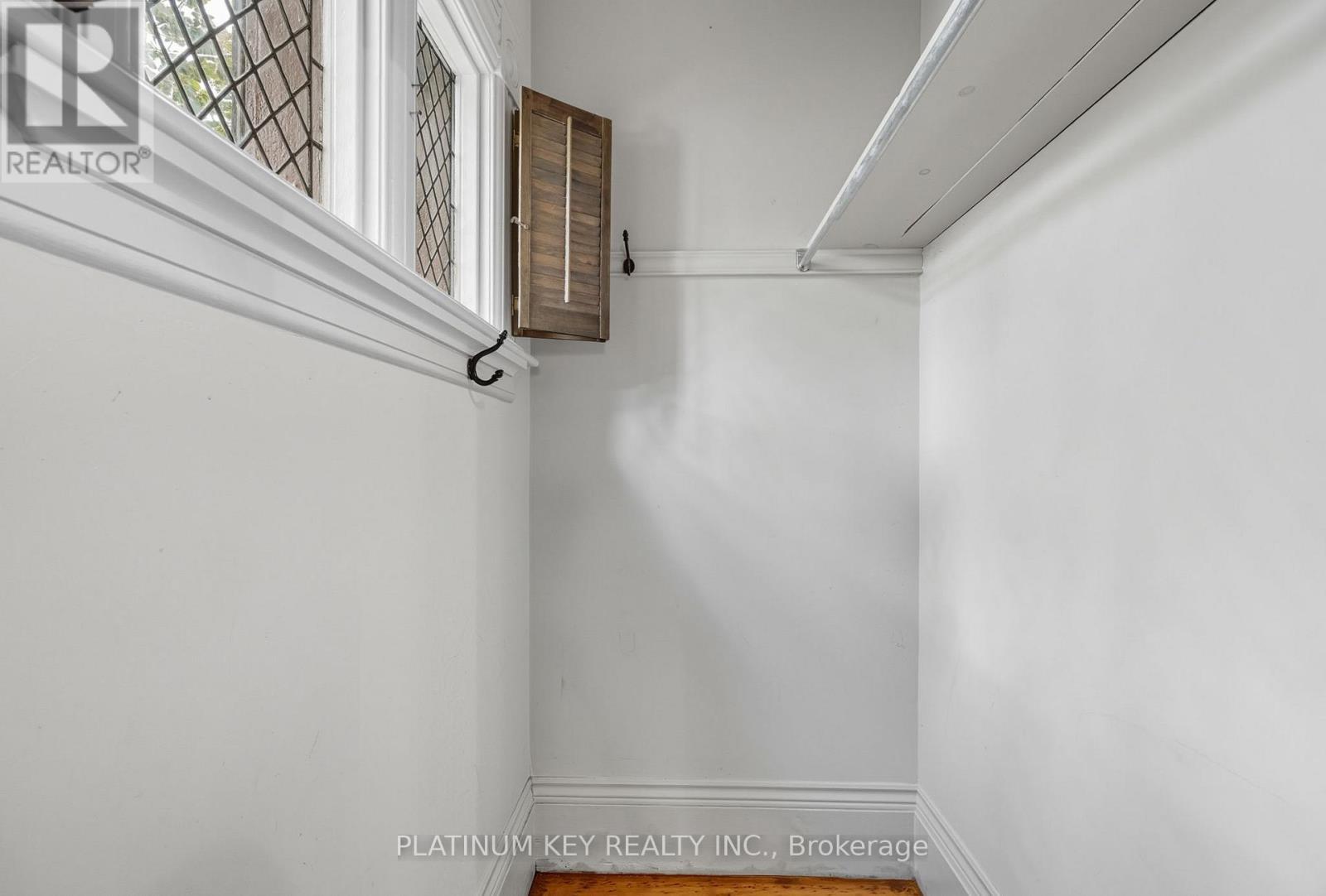 603 Queens Avenue, London East (East F), ON - Indoor Photo Showing Other Room