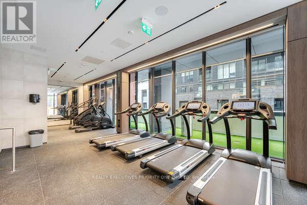 319 - 55 Mercer Street, Toronto, ON - Indoor Photo Showing Gym Room