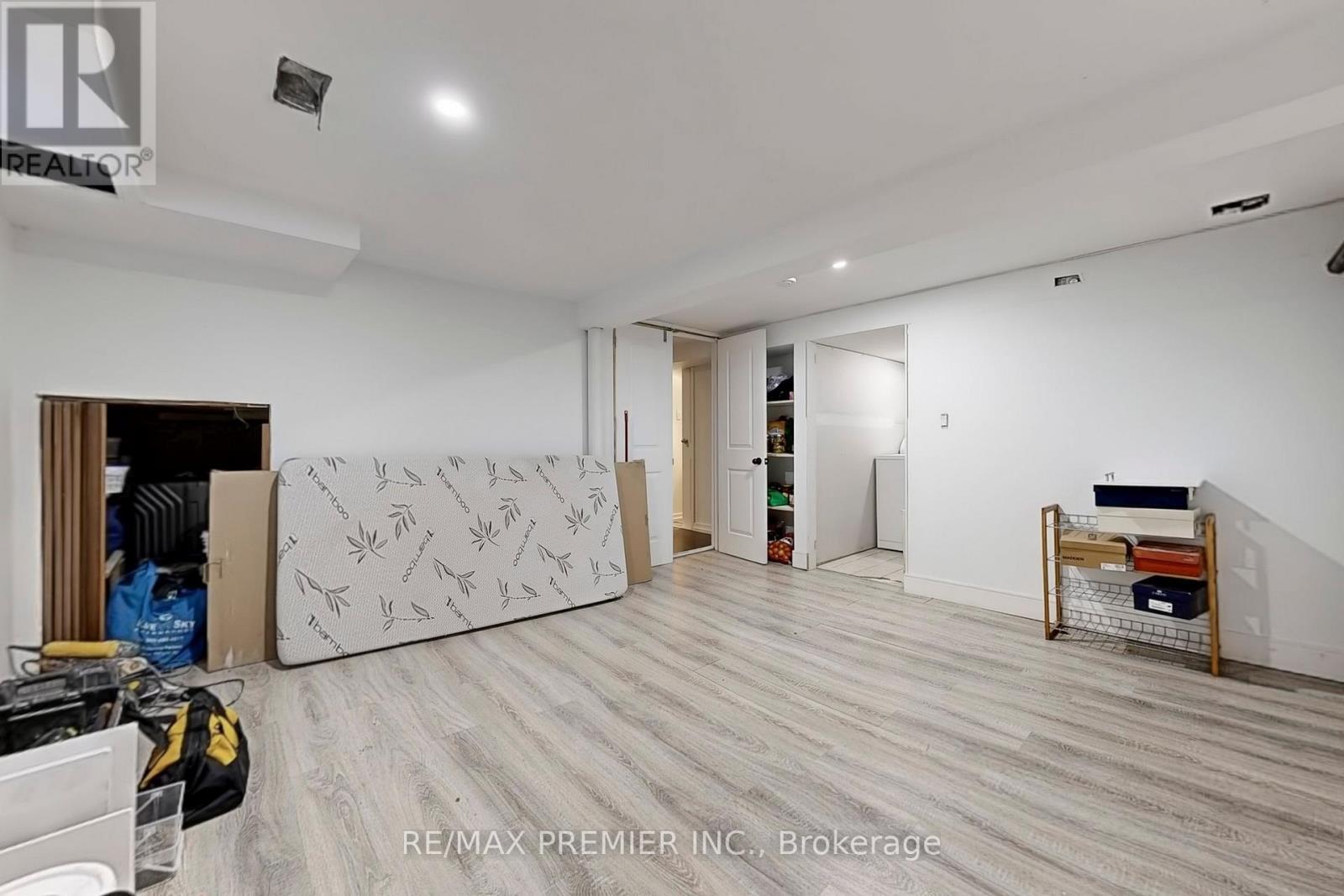 888 Krosno Boulevard, Pickering, ON - Indoor