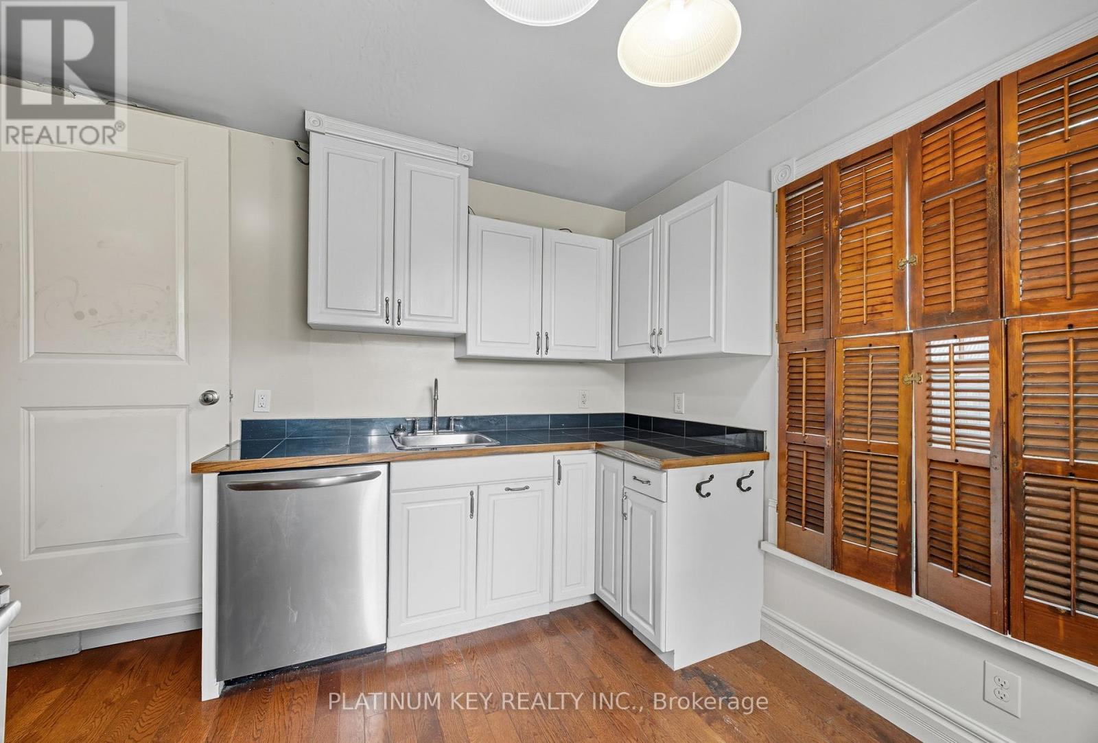 603 Queens Avenue, London East (East F), ON - Indoor