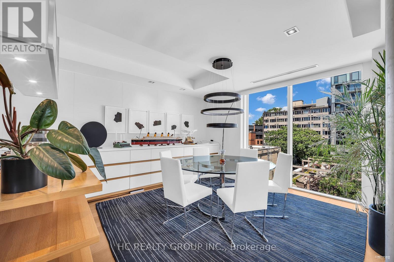 302 - 238 Davenport Road, Toronto, ON - Indoor