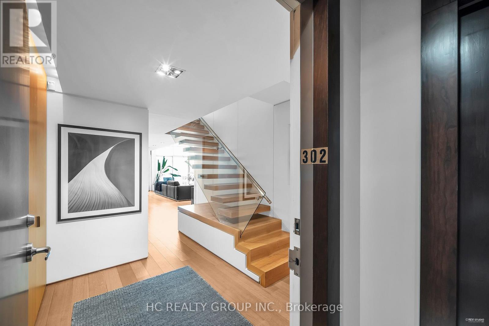 302 - 238 Davenport Road, Toronto, ON - Indoor Photo Showing Other Room