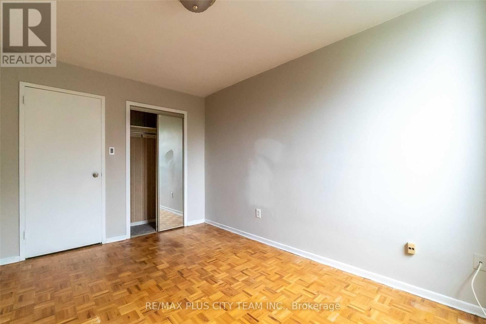 311 - 3311 Kingston Road, Toronto, ON - Indoor Photo Showing Other Room