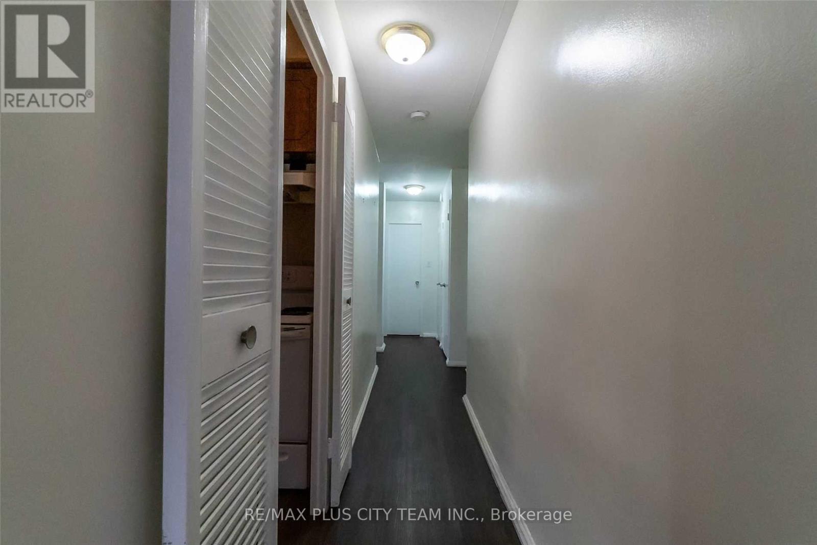 311 - 3311 Kingston Road, Toronto, ON - Indoor Photo Showing Other Room