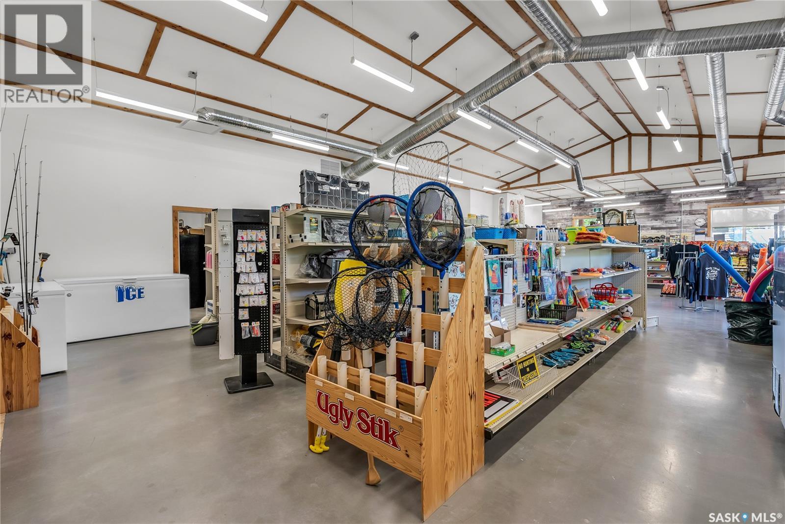 Rusty Hook Enterprises Ltd., Tobin Lake, SK