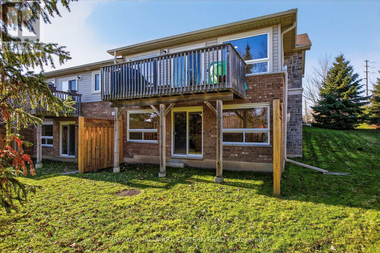 #1 - 929 Wentworth Street, Peterborough (Otonabee Ward 1), ON - Outdoor