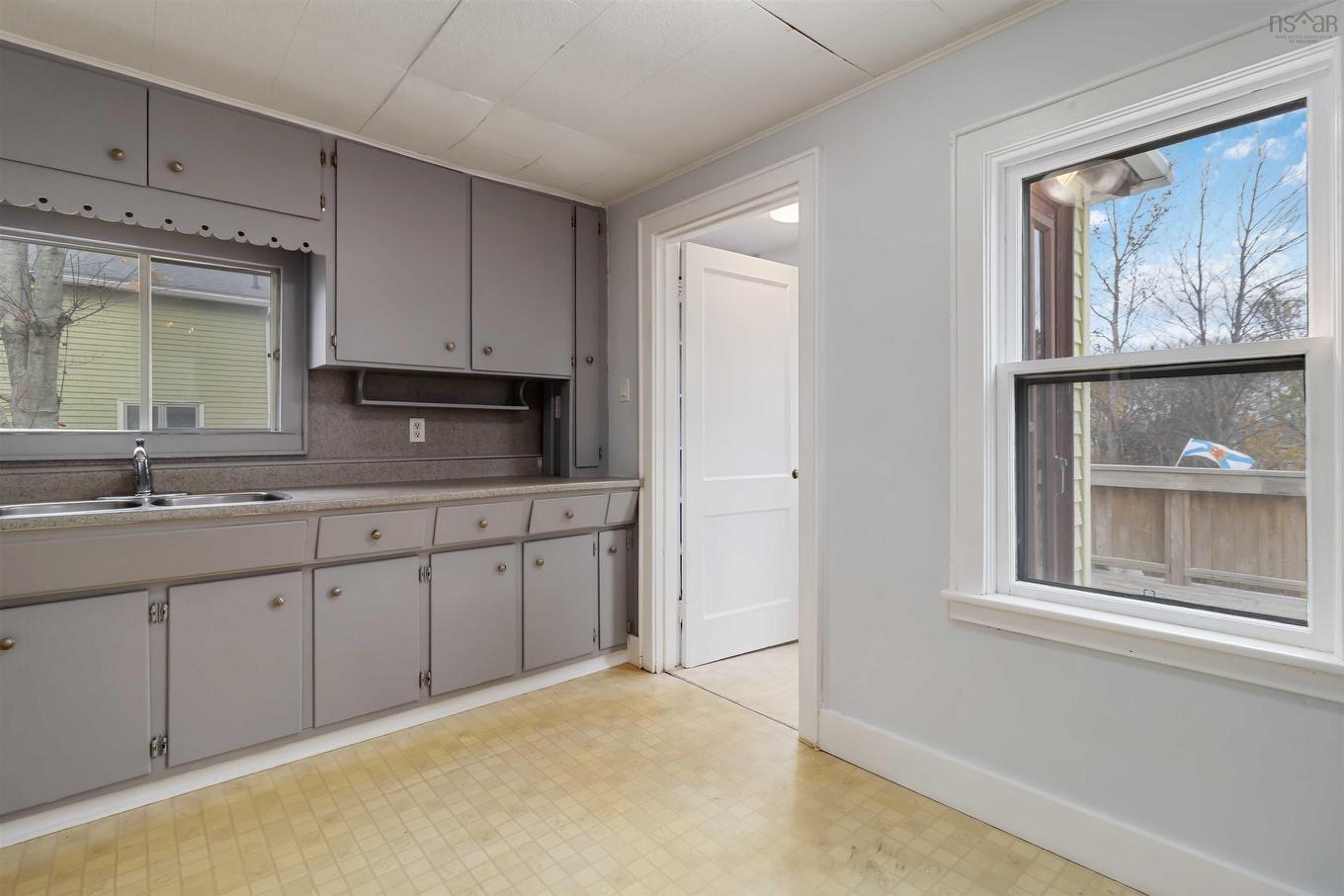 10 Bonaventure Drive, Halifax, NS