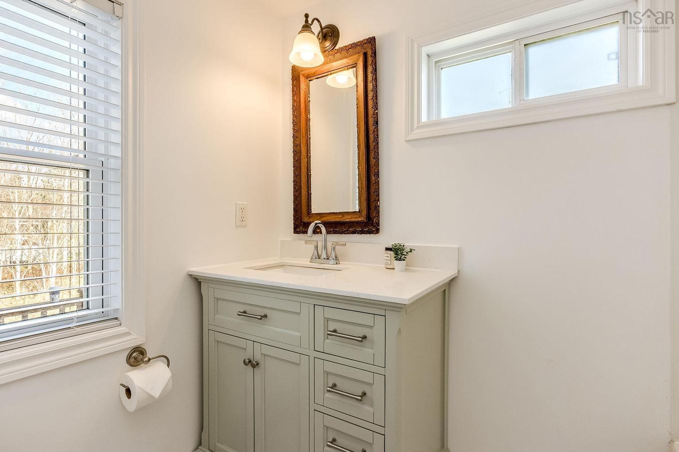 18 School Street, Hantsport, NS