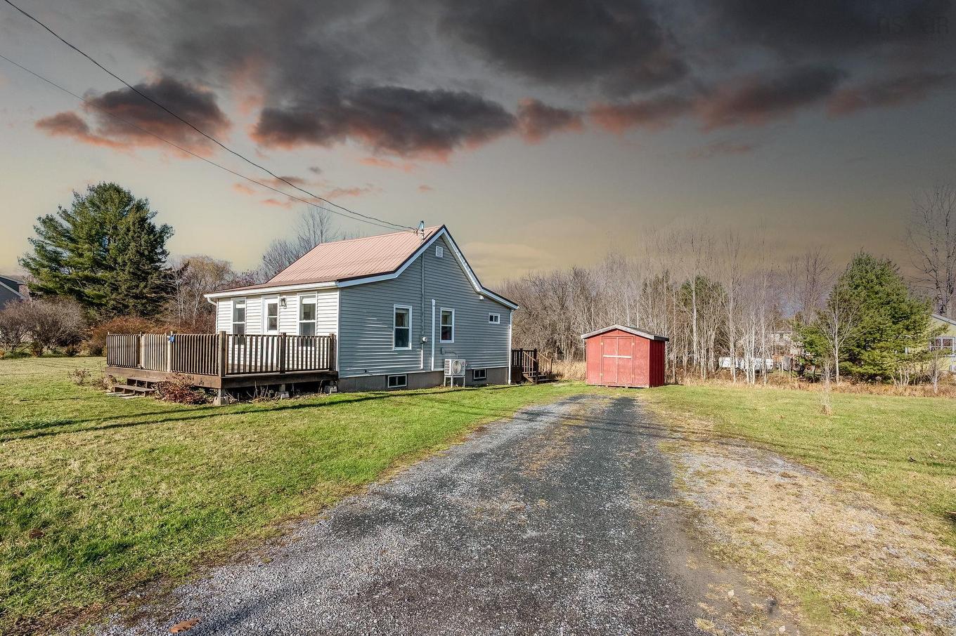 18 School Street, Hantsport, NS