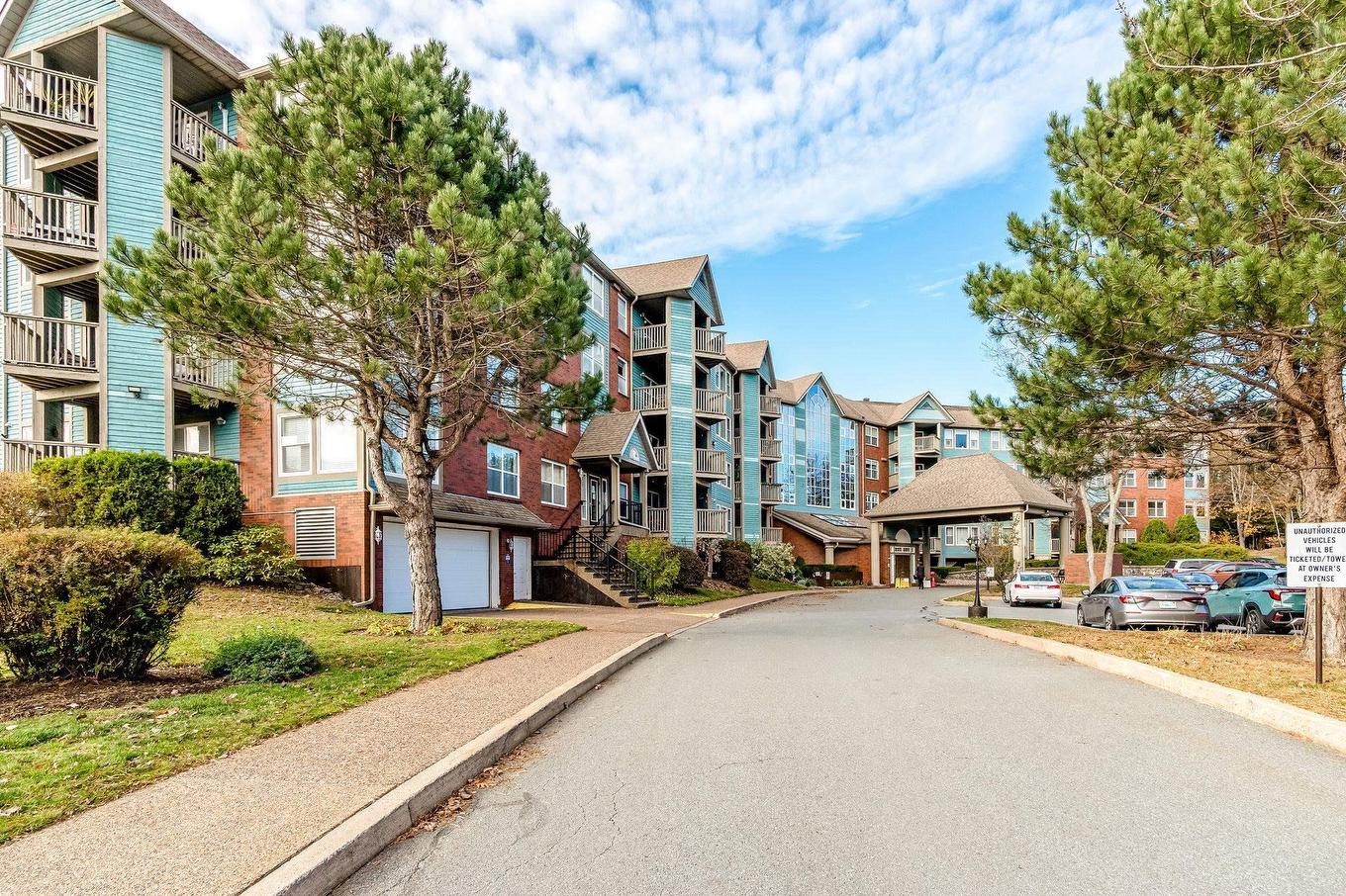 311 2 Lake Drive, Bedford, NS