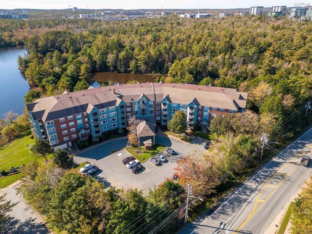 311 2 Lake Drive, Bedford, NS