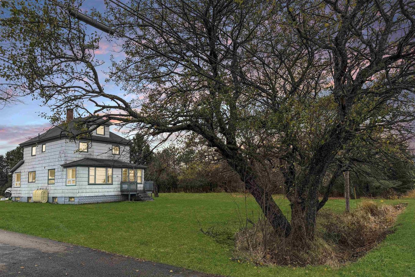 116 Trunk 6 Highway, Amherst, NS