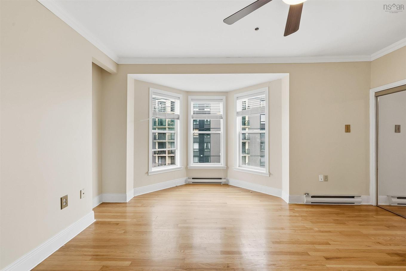 5 1049 South Park Street, Halifax, NS