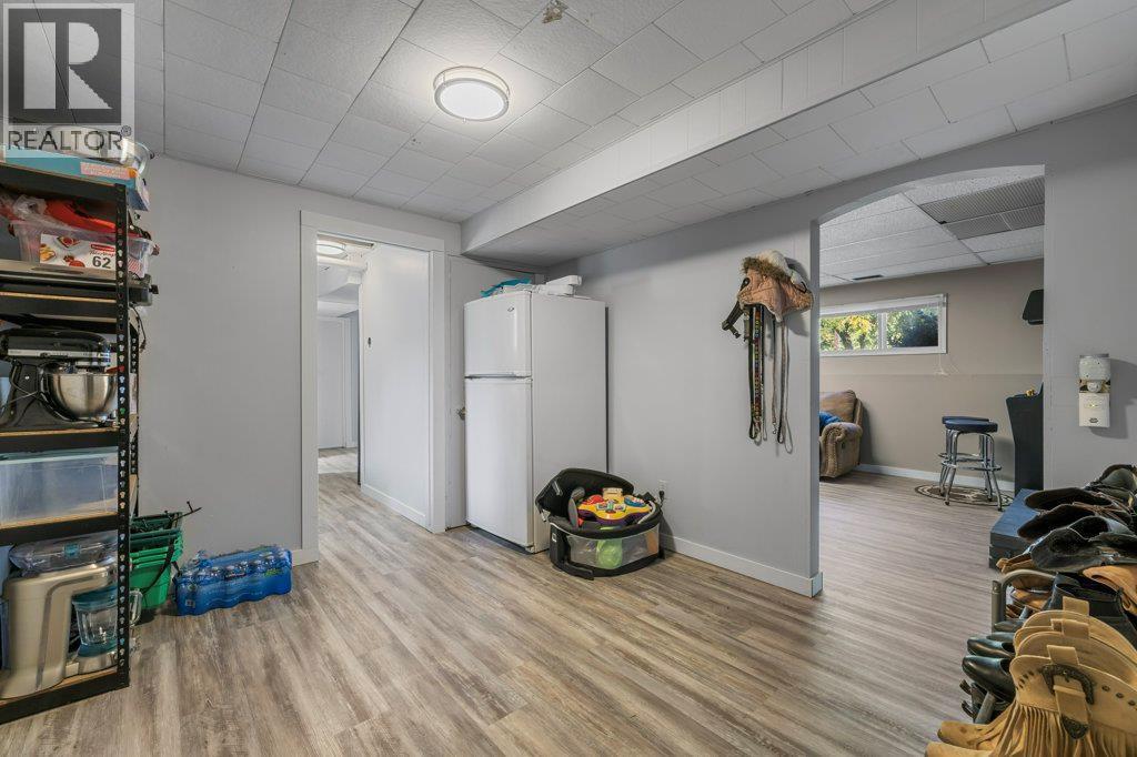 1777 Autumn Road, Kelowna, BC - Indoor