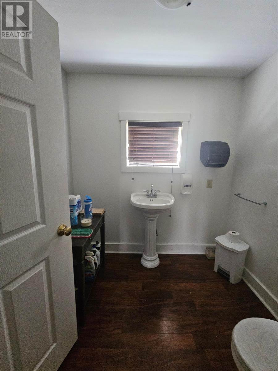 28 Seaview Drive, Burin, NL