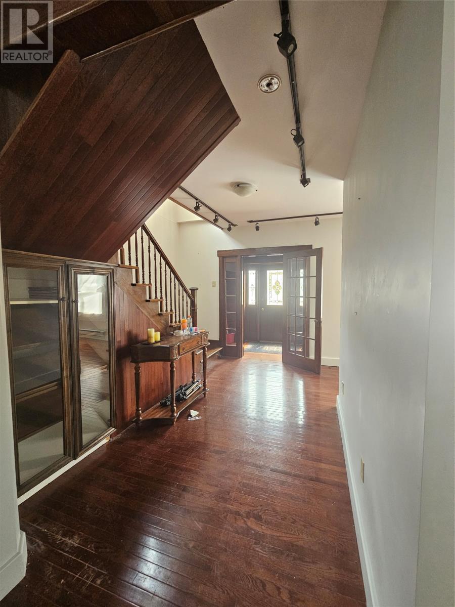 28 Seaview Drive, Burin, NL