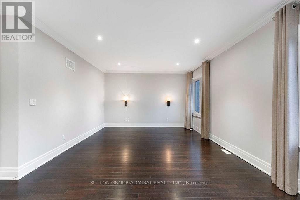 21 Day Lily Crescent, Richmond Hill, ON - Indoor Photo Showing Other Room