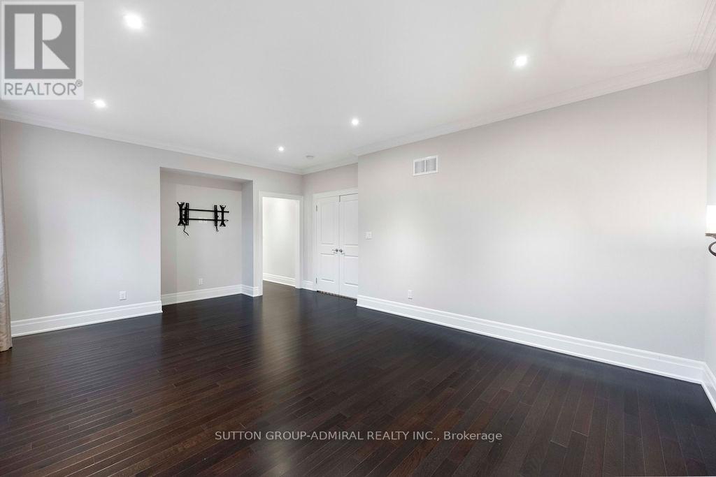 21 Day Lily Crescent, Richmond Hill, ON - Indoor Photo Showing Other Room