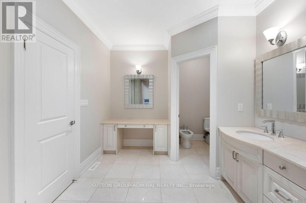 21 Day Lily Crescent, Richmond Hill, ON - Indoor Photo Showing Bathroom