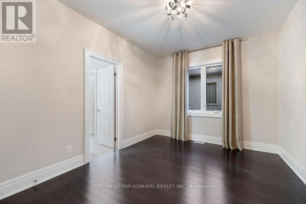 21 Day Lily Crescent, Richmond Hill, ON - Indoor Photo Showing Other Room