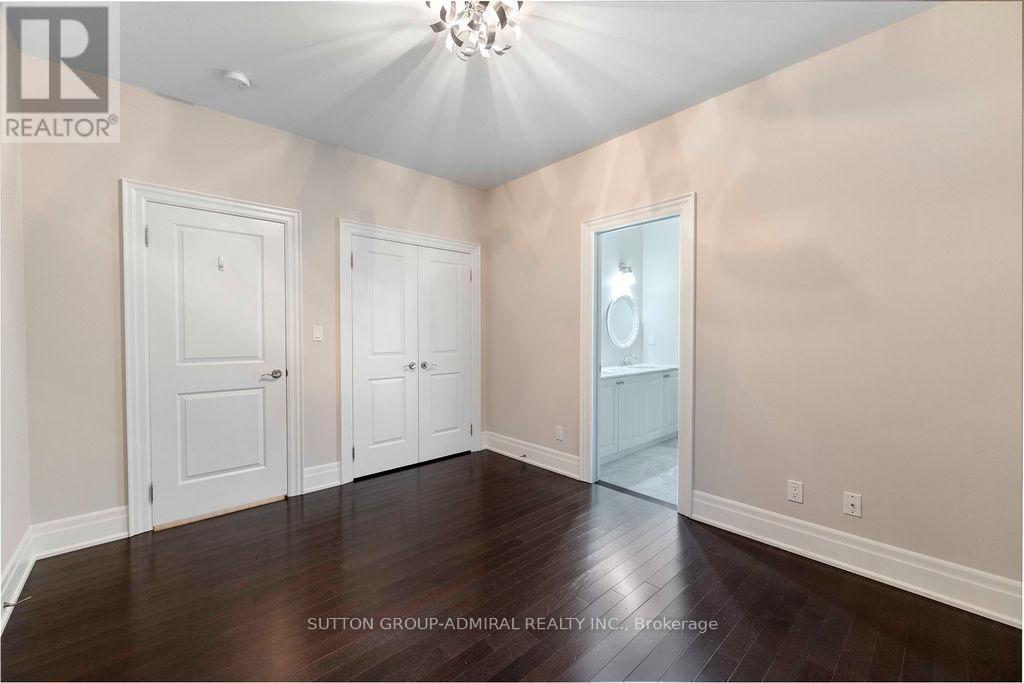 21 Day Lily Crescent, Richmond Hill, ON - Indoor Photo Showing Other Room