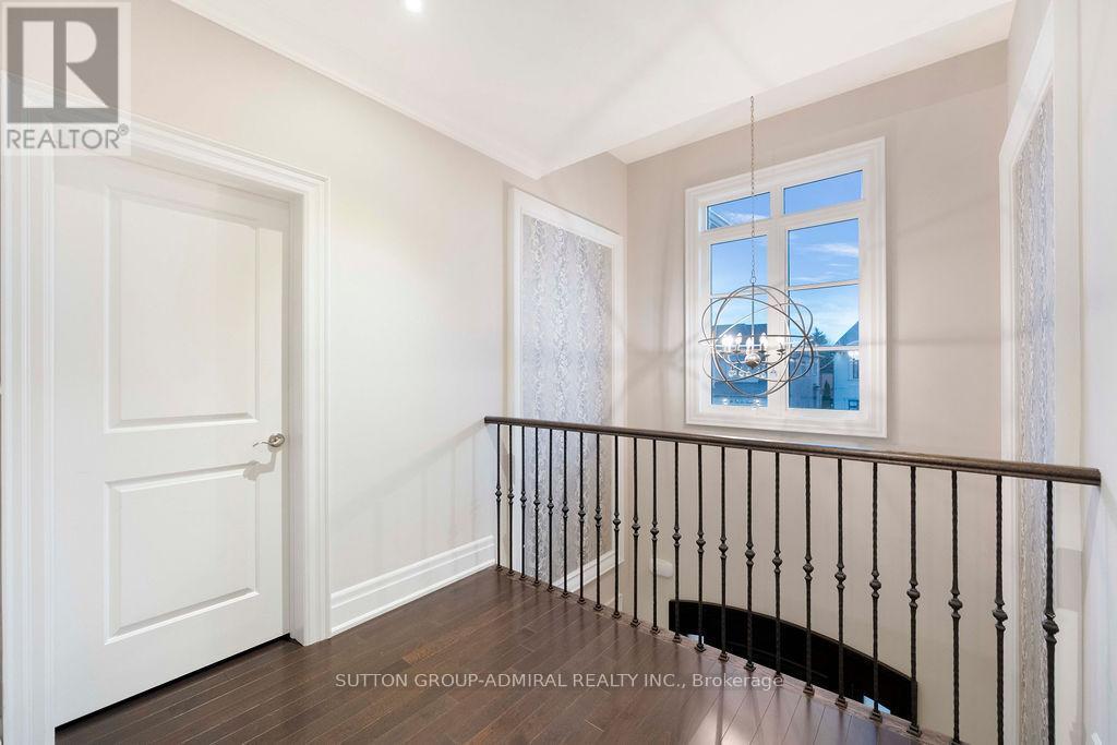 21 Day Lily Crescent, Richmond Hill, ON - Indoor Photo Showing Other Room