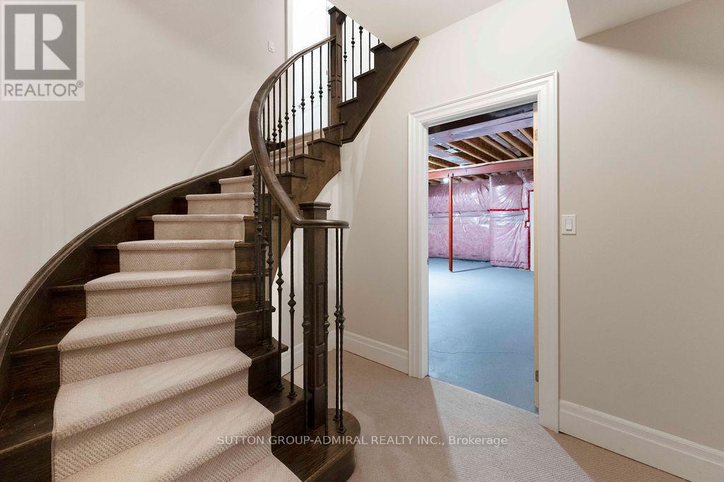 21 Day Lily Crescent, Richmond Hill, ON - Indoor Photo Showing Other Room