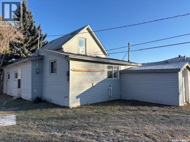 134 2Nd Avenue W, Canora, SK - Outdoor