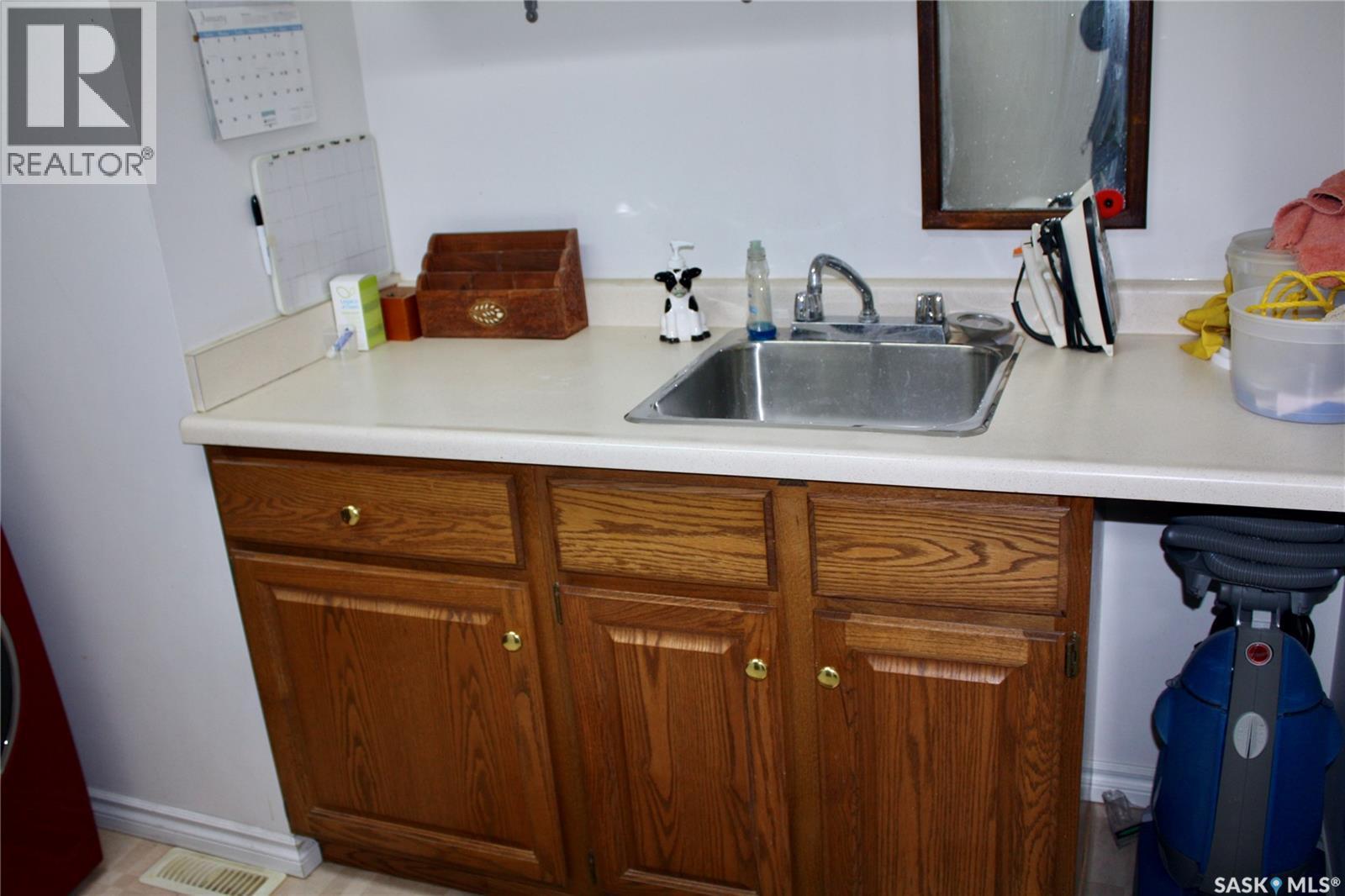 31 Queen Street, Clavet, SK - Indoor Photo Showing Kitchen