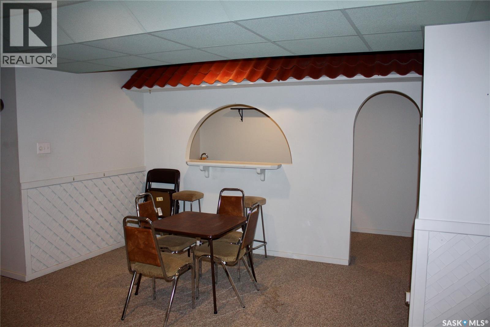 31 Queen Street, Clavet, SK - Indoor