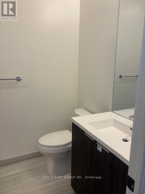 2703 - 8 Interchange Way Street, Vaughan, ON - Indoor Photo Showing Bathroom