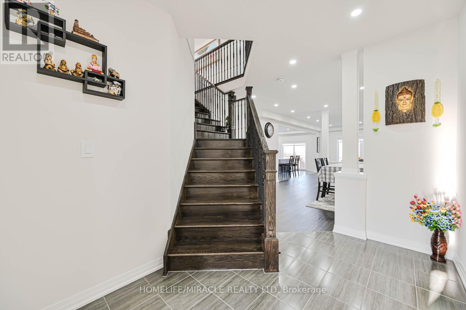 160 Cittadella Boulevard, Hamilton, ON - Indoor Photo Showing Other Room