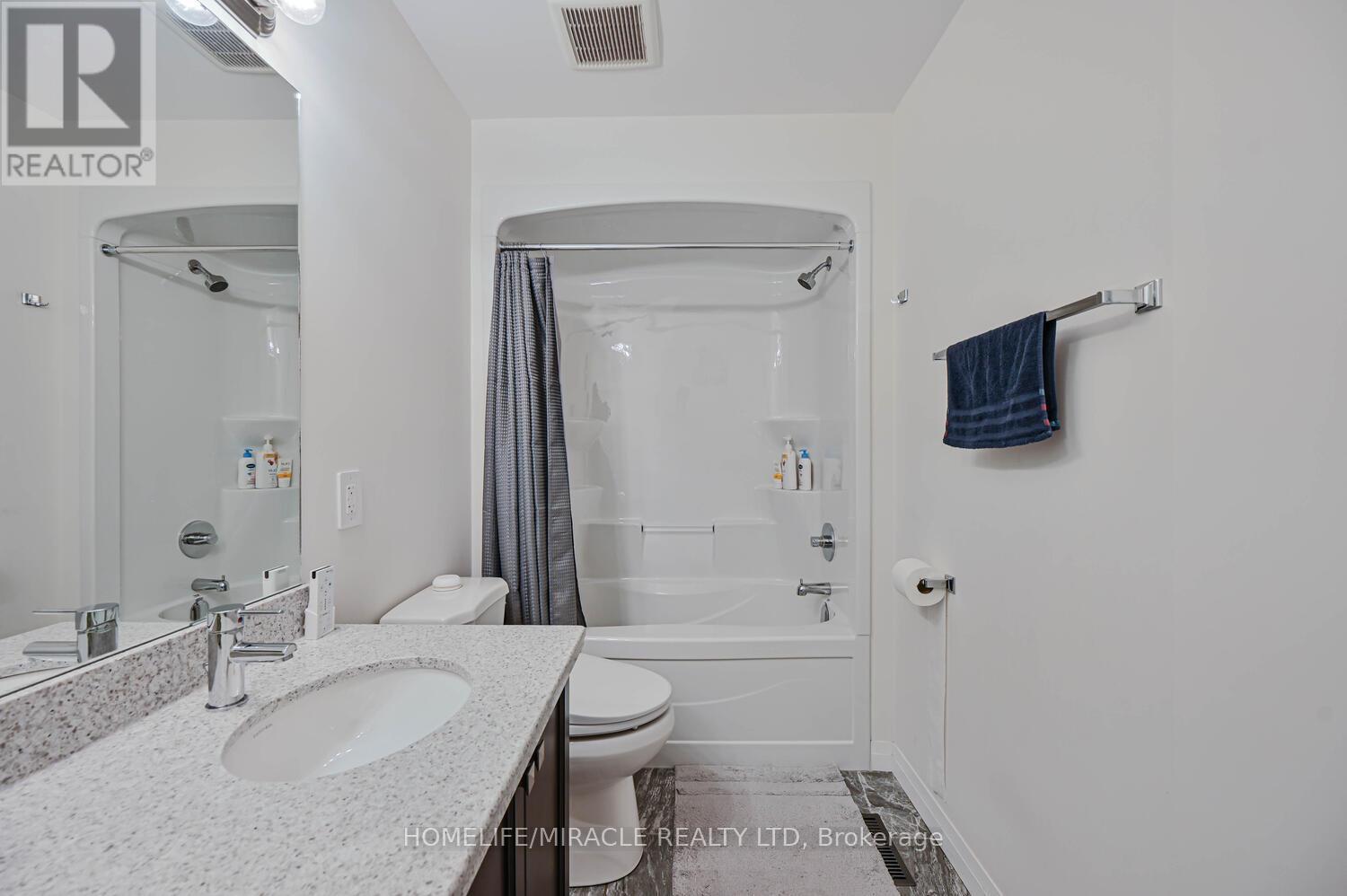 160 Cittadella Boulevard, Hamilton, ON - Indoor Photo Showing Bathroom