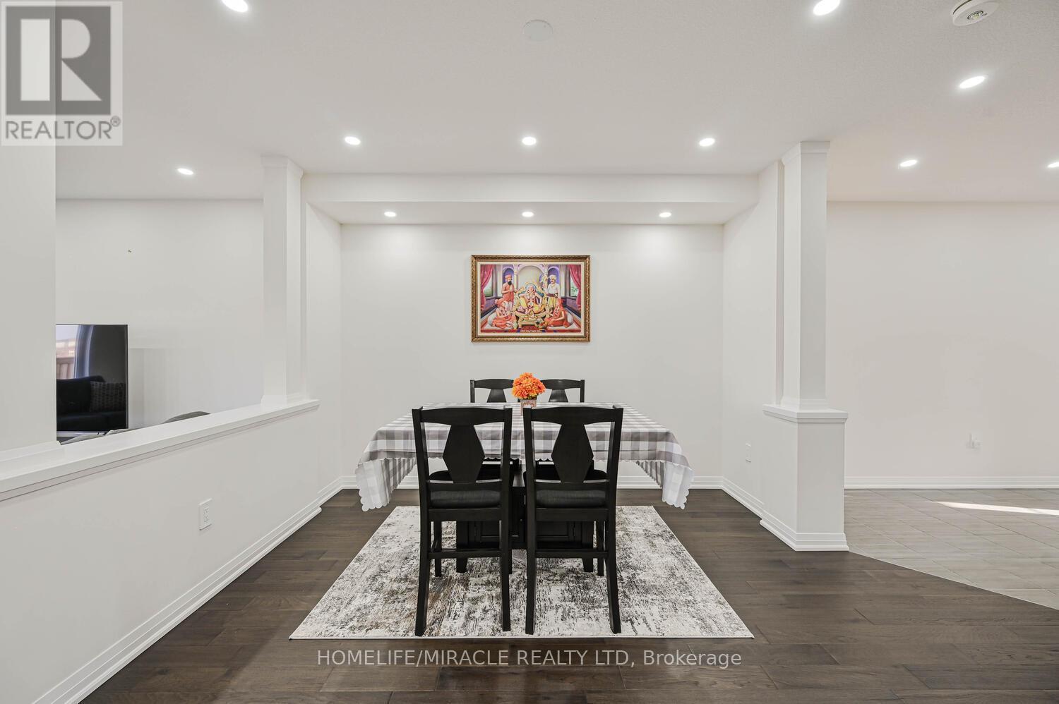 160 Cittadella Boulevard, Hamilton, ON - Indoor