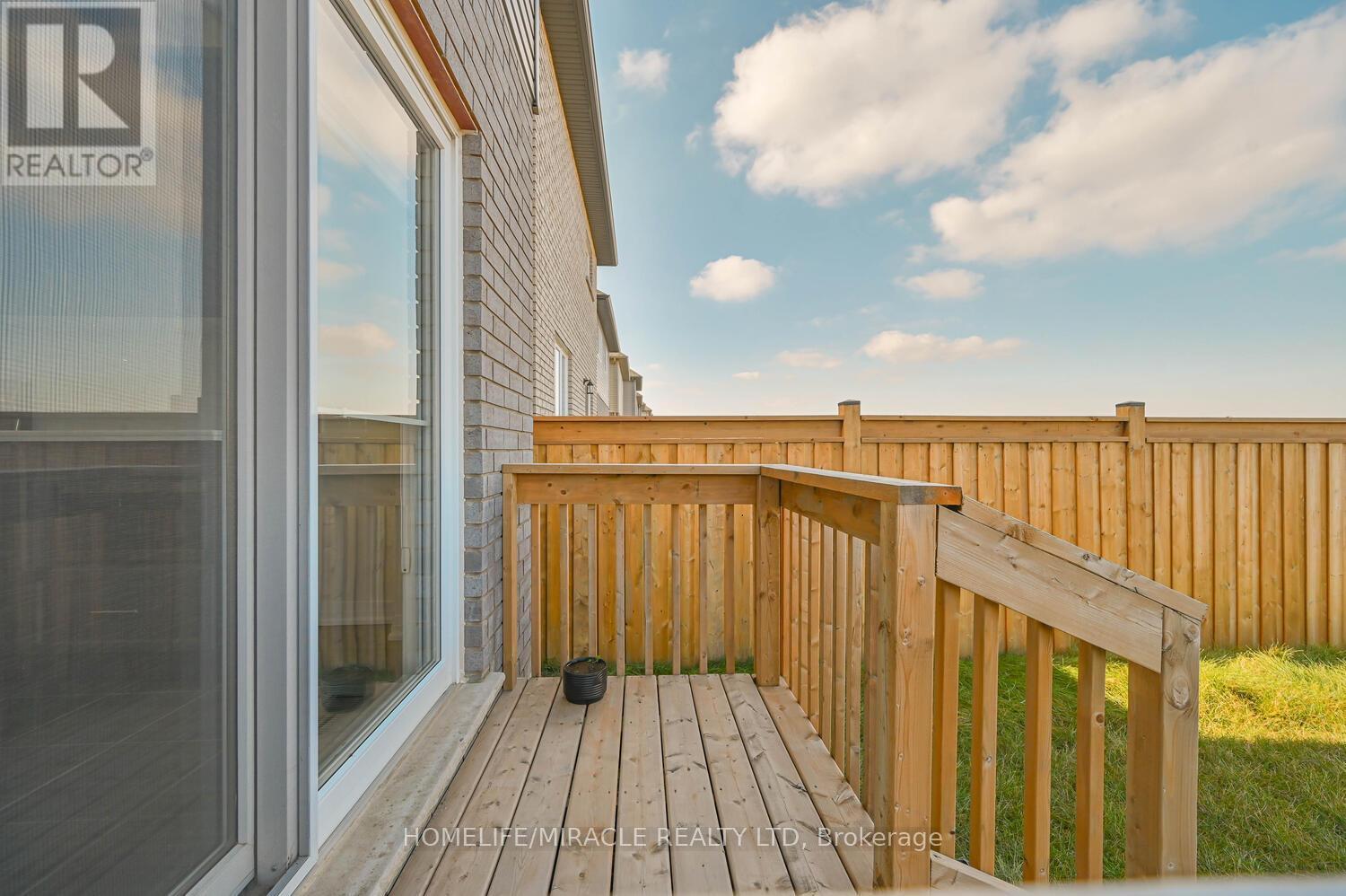 160 Cittadella Boulevard, Hamilton, ON - Outdoor