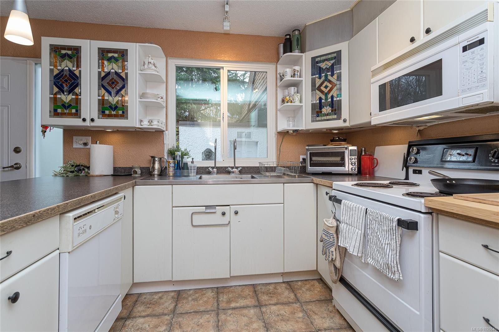 6-9 Buttertubs Dr, Nanaimo, BC