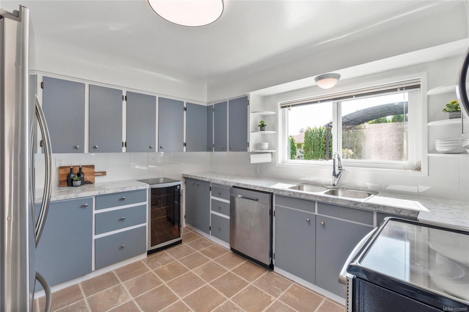 3944 Cedar Hill Cross Rd, Saanich, BC