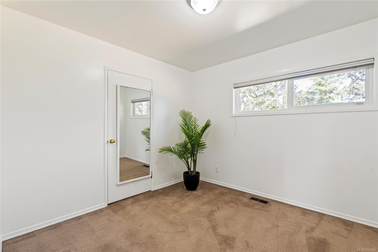 3944 Cedar Hill Cross Rd, Saanich, BC