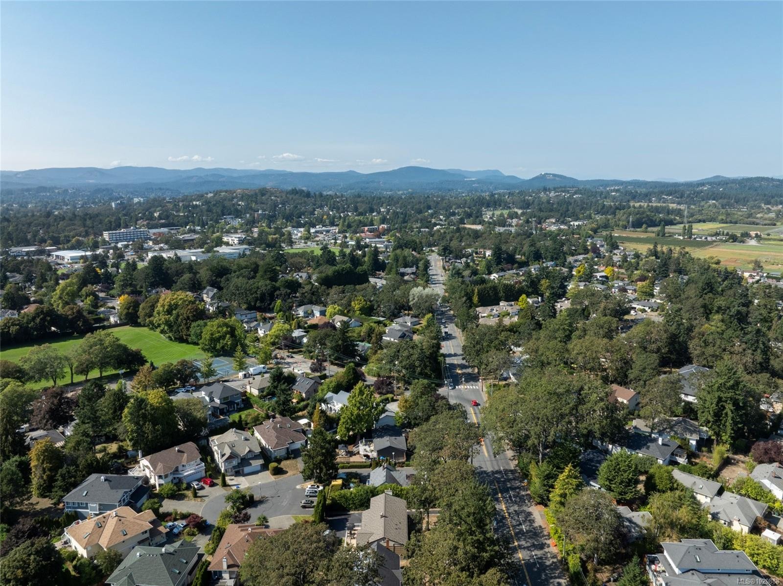 3944 Cedar Hill Cross Rd, Saanich, BC