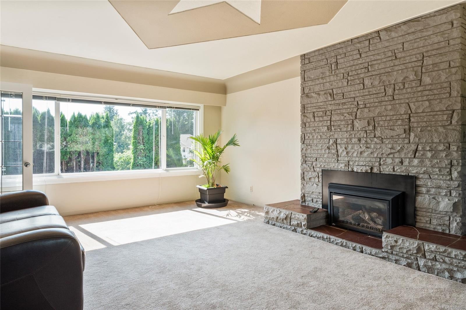 3944 Cedar Hill Cross Rd, Saanich, BC