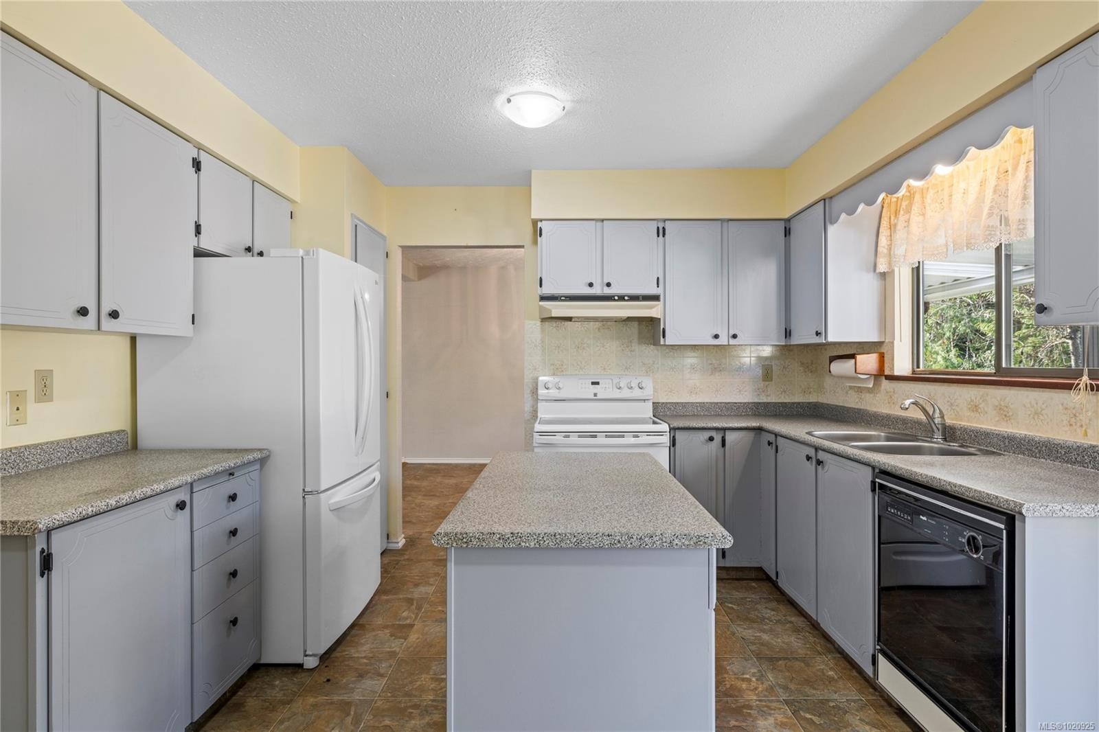 1529 White Rd, Nanaimo, BC