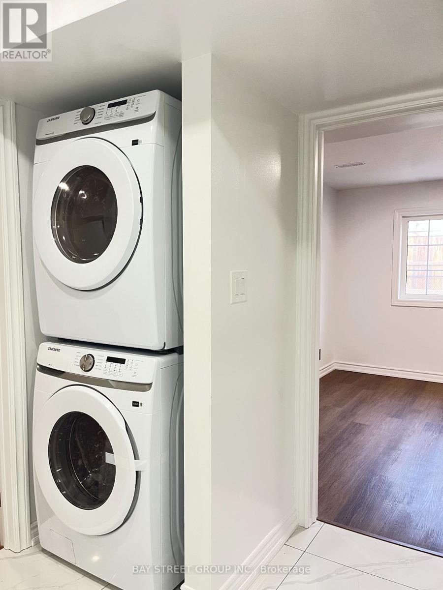 Lower Unit - 27 Macadam Road, Markham, ON - Indoor Photo Showing Laundry Room