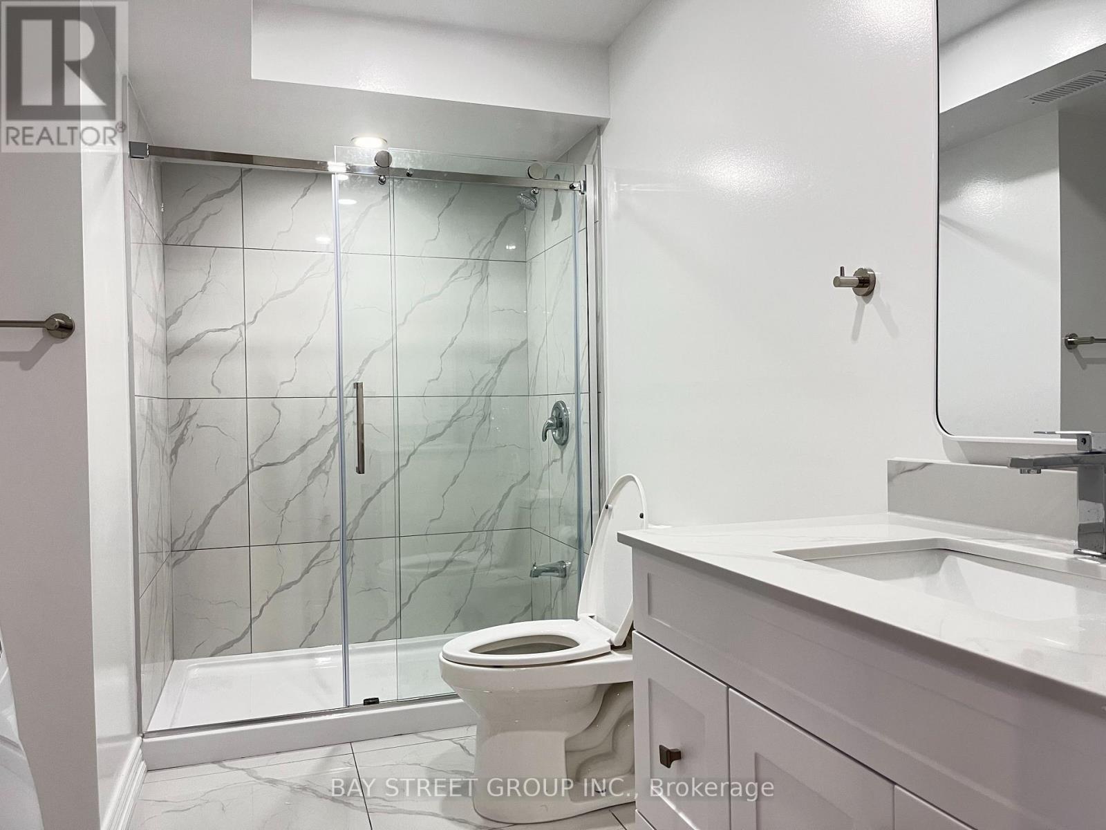 Lower Unit - 27 Macadam Road, Markham, ON - Indoor Photo Showing Bathroom