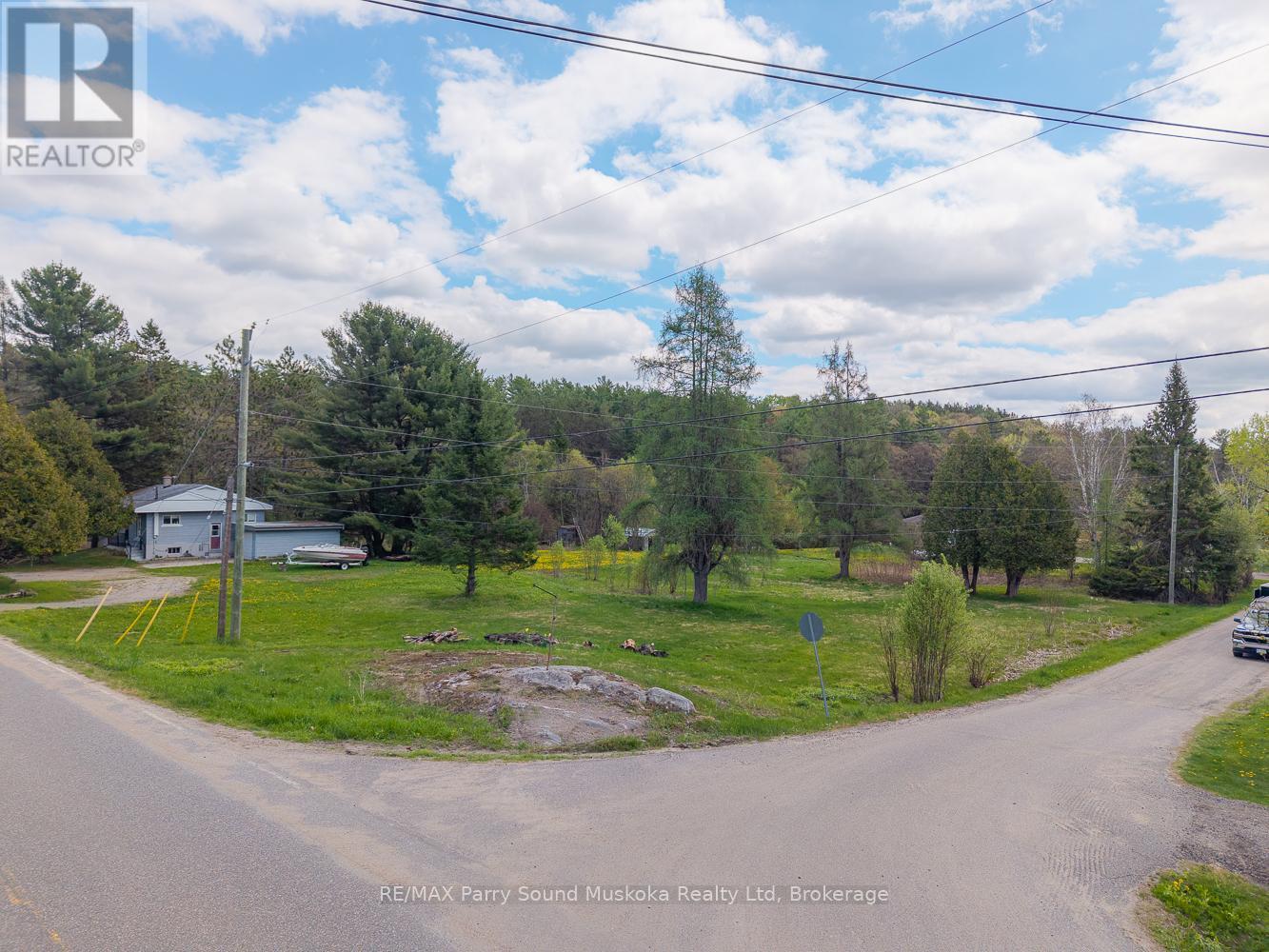 63 Pineridge Drive, Mcdougall, ON